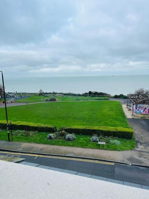 Coastal Luxury Home In Margate Luaran gambar